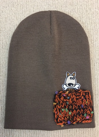 Зимняя шапка ANRU с песиком в оранжево-черном кармашке - это стильный и теплый головной убор, который станет отличным дополнением к вашему гардеробу.