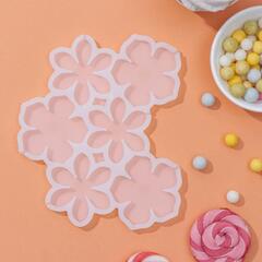 Форма для фигурных леденцов «Цветочки», 6 ячеек, 14х12х0,7 см, цвет белый