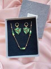 Boyunbağı dəsti \  Комплект колье \  Necklace set miyuki