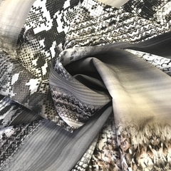 Ткань шелк матовый с эластаном анималистичный 1102