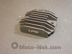 Реле регулятор Kawasaki  ZZR600 ZZR400 ZR-7 ZR-7S GPX600