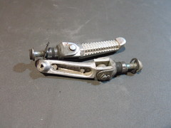 Подножки Suzuki GSF оригинал
