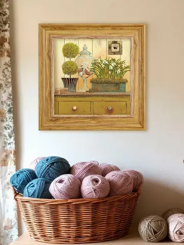 Картина настенная интерьерная в раме "под дерево" 26*26 см