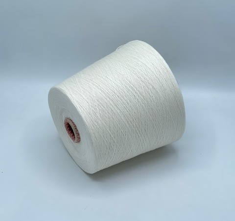 Бобинная пряжа,Cotton combed, 2540м. 100%Хлопок, Молочный(657), 40822