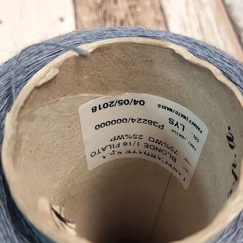 Меринос с альпакой (25%) LANECARDATE BLONDE 1/16 серо-голубой