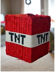 Пиньята "TNT" (без наполнения)