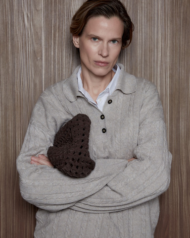 Поло объемного кроя из смесового кашемира серо-бежевый