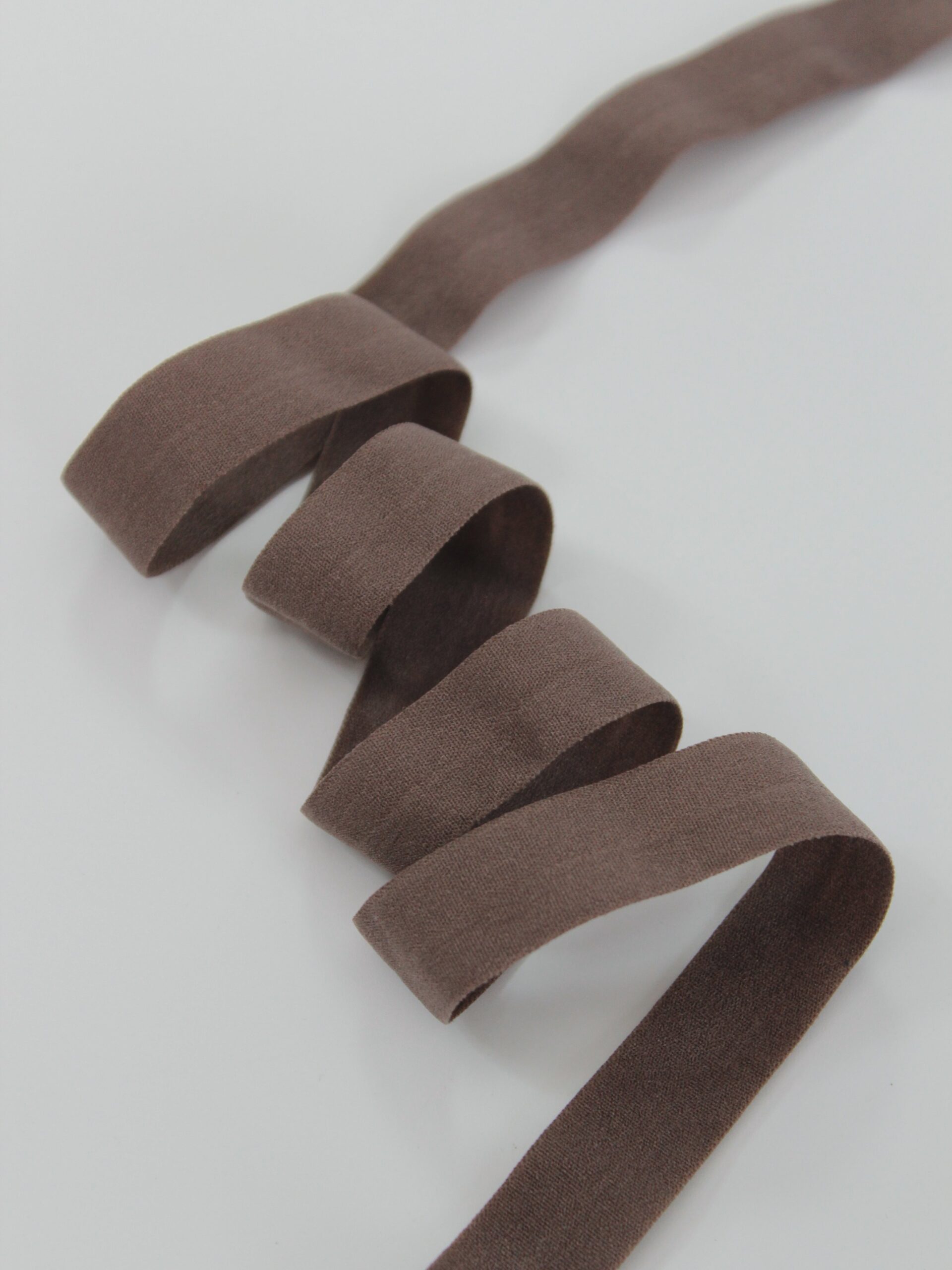 Бейка эластичная перец матовая ширина 15 мм