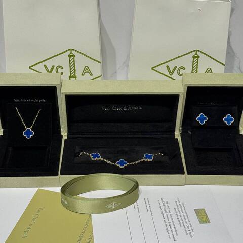 Подвеска Van Cleef & Arpels Alhambra