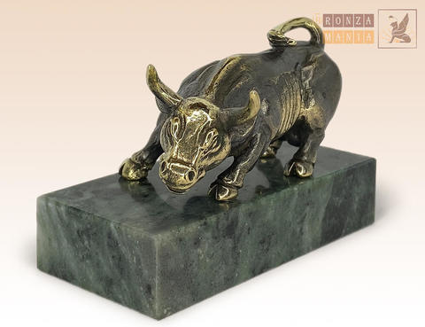 фигурка Бык биржевой на змеевике