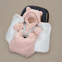 Демисезонный комплект на выписку 5 предметов