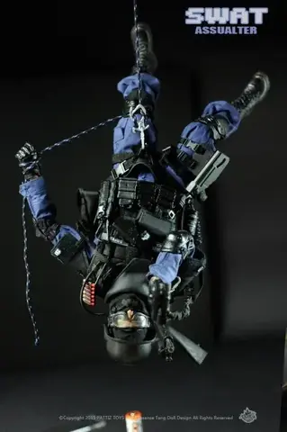 Фигурка Штурмовик Команда Спецназ масштаб 1/6 SWAT Team Assaulter