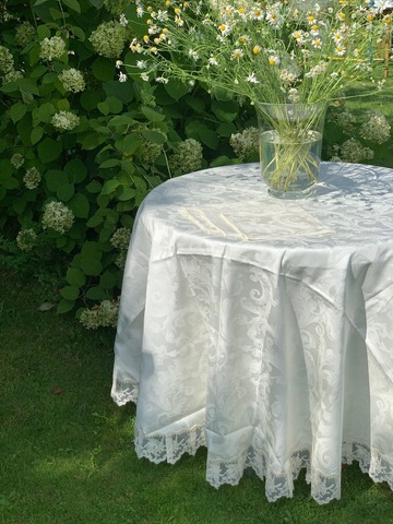 Скатерть 220 и 12 салфеток Palombella Valeria Gioiello сливочные