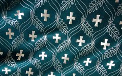 Бархат 150 гр/м2 с накатом крест Золото