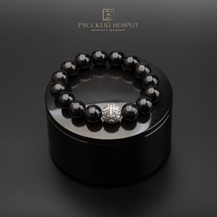 Браслет из чёрного нефрита "Летучая мышь". Д 12мм.