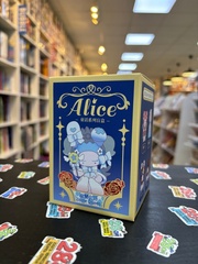 Случайная фигурка Alice Fairy Tale: Snow Queen