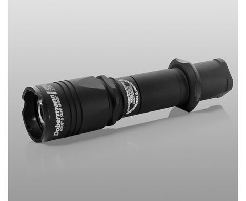 Фонарь ручной Armytek Dobermann Pro XHP35 HI черный/белый лам.:светодиод. CR123x2 (F02102BC)