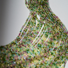 Зеленая турмалиновая шпинель синтетическая, 2мм, шар, микроогранка