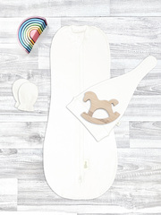 Комплект для новорожденного Mjölk Ecru {пеленальный кокон, шапочка, антицарапки}