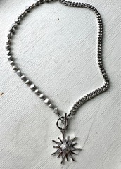 kole-cepochka-kombinirovannoe-s-podveskoj-solnce-s-zamkom-togl