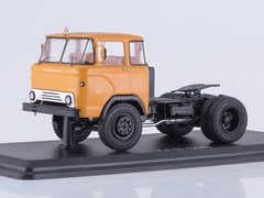 KAZ-608 road tractor orange 1:43 Start Scale Models (SSM)