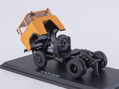 KAZ-608 road tractor orange 1:43 Start Scale Models (SSM)