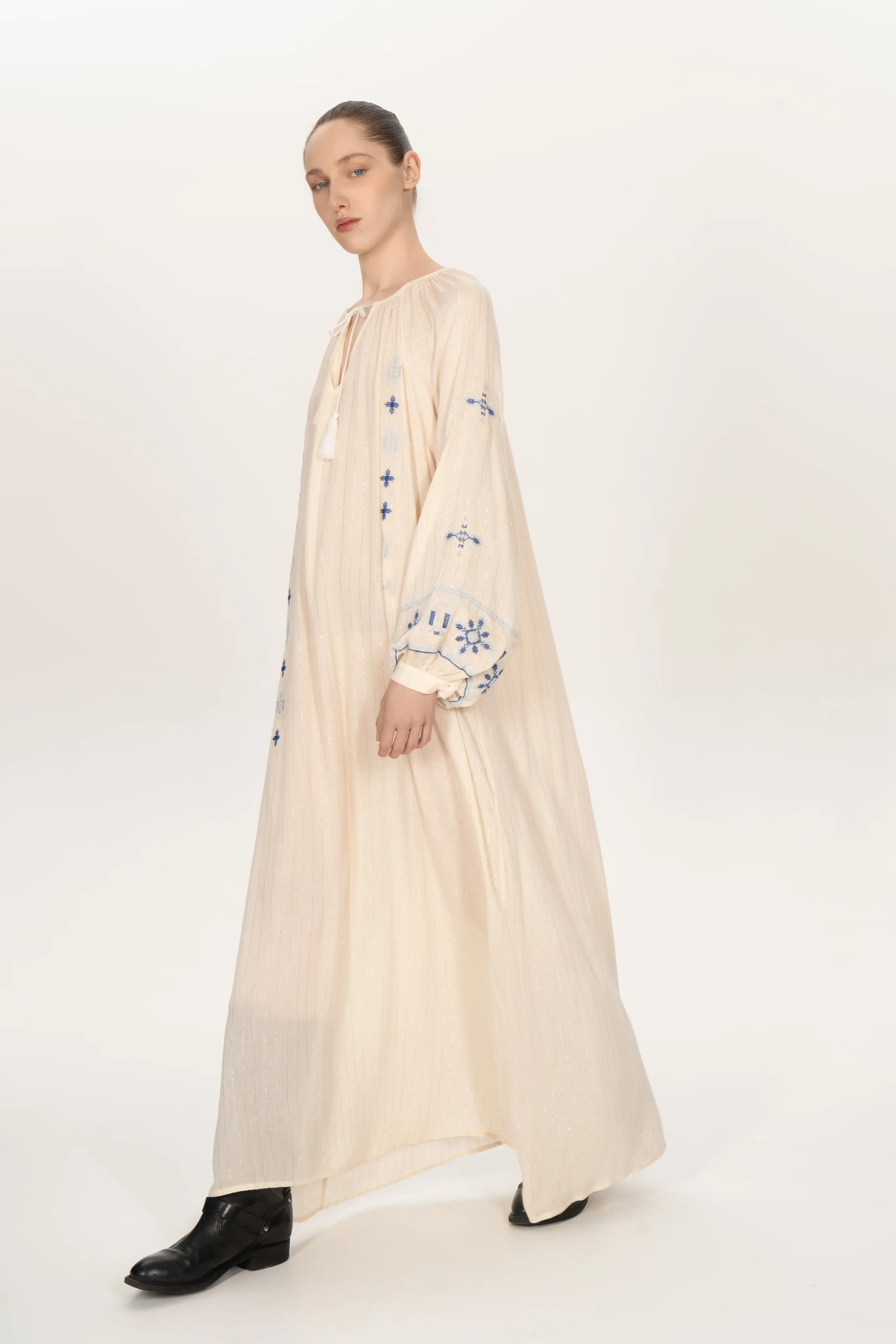 Платье длинное, разноцветное