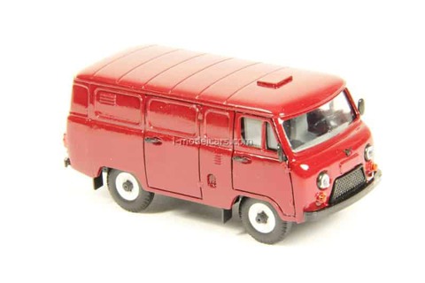 UAZ-3741 van (plastic painted) burgundy Agat Mossar Tantal 1:43