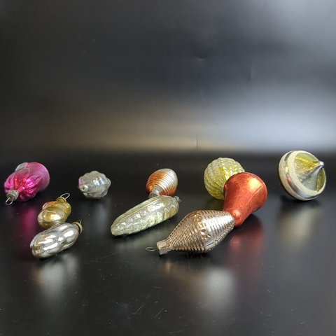 Ёлочные игрушки набор из 10 разных штук, колокольчики, шарики, листик, фигурки, стекло, подвесные, ручная роспись, винтаж СССР 1960-1980 гг