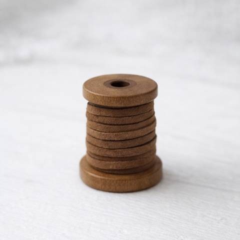 Шнурок TETRA замшевый коричневый