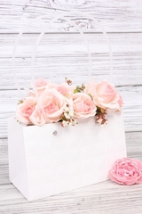 Сумка для цветов влагостойкая, Тиснение квадрат, Белый, 22*13,5*10,5 см (Д*В*Ш), 1 шт.