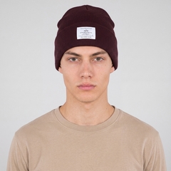 Шапка Alpha Industries Essential Beanie Cedar Red (Бургунди)