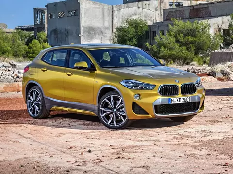 Чехлы на BMW X2 (F39) 2017–2023 г.в.