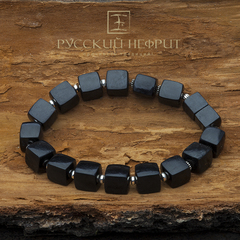 Авторский браслет. Черный нефрит с серебром 925 пр.