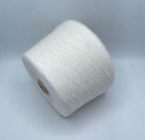 Pecci filati(пр.Италия),art. Soriano, 1500м/100гр, 45% Альпака, 25% Меринос, 30% Полиамид, цвет-Молочный. арт.36537