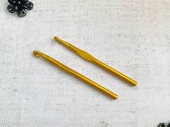 Крючок вязальный алюминий 9 мм