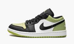Air Jordan 1 Low WMNS "Snakeskin Vivid Green"