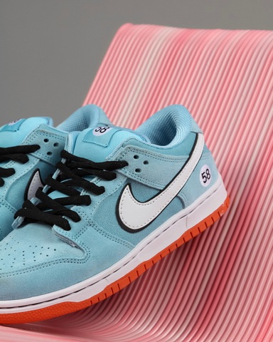 Nike SB Dunk Low