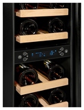 Винный шкаф Vinosafe VSU16BD