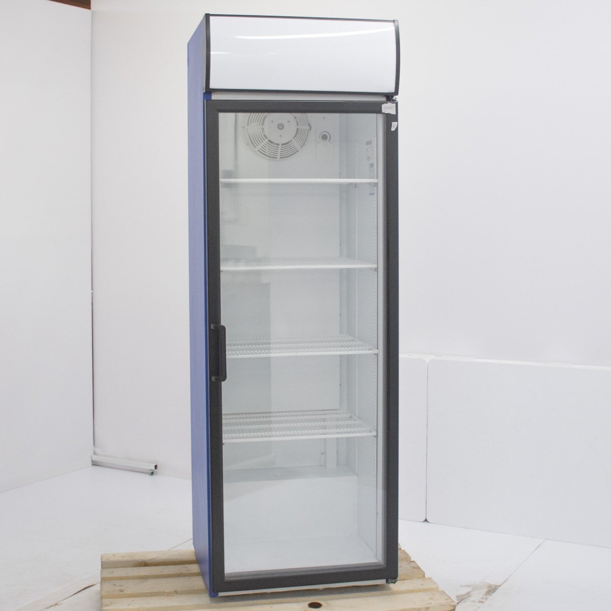 Холодильный шкаф frigoglass super 8