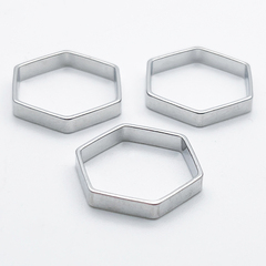 Коннектор Шестигранник, цвет серебро (родий), размер 20*18 мм, толщина 3 мм, цена за 1 шт