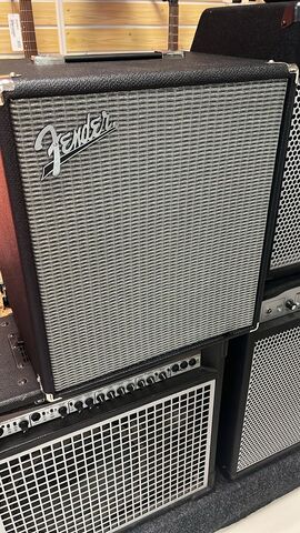 FENDER RUMBLE 100C