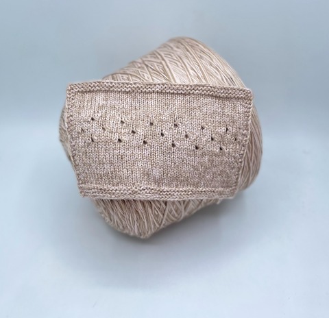 Авторская смотка (пр.Италия), 275м/100гр. Меринос/Нейлон/Шелк/Кашемир , цвет-Клубничный латте, арт-33200