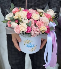 Цветы в коробке «Для мамы»