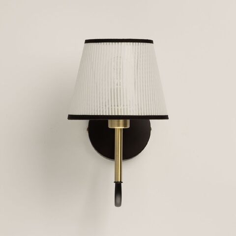 Настенный светильник De City Конрад 667024201