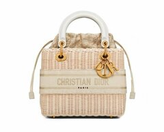 Сумка Dior Lady Dior, модель среднего формата бежевый