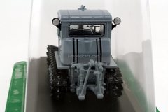 Tractor T-74 1:43 Hachette #95