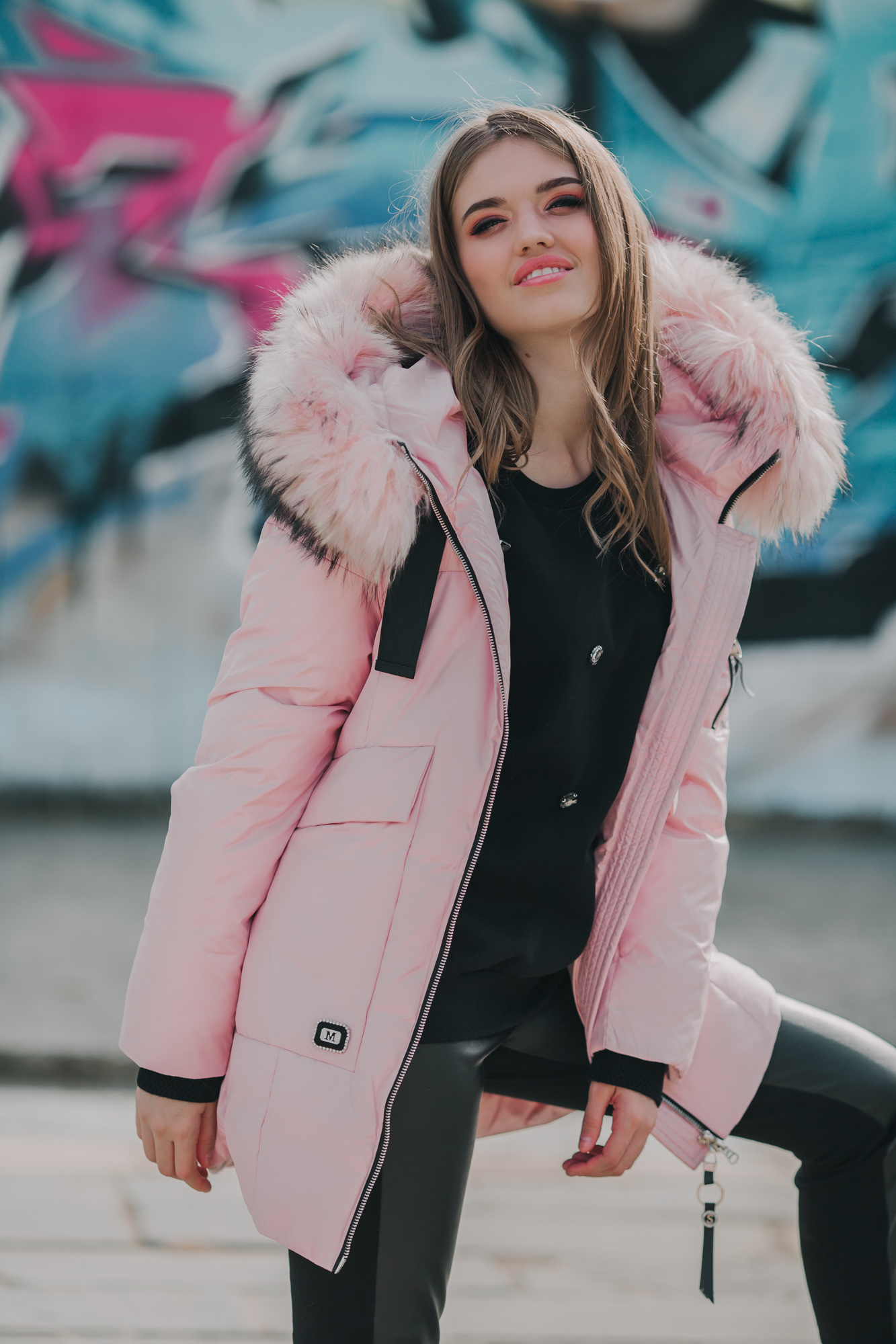 Купить модные пуховики женские зима в Москве, интернет магазин пуховиков для женщин