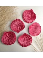 Молд пластиковый С-35 лепесток 7,6х7,3см