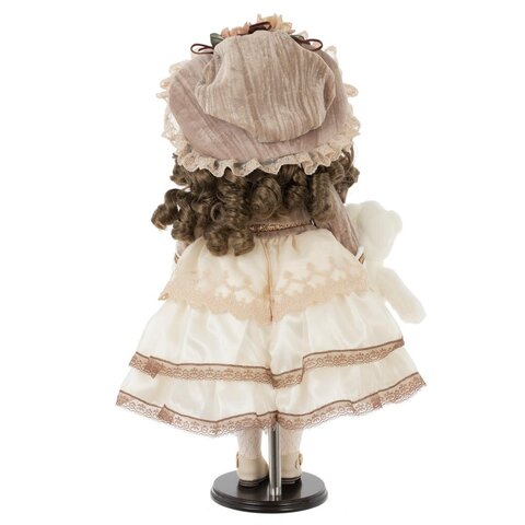 Кукла фарфоровая 